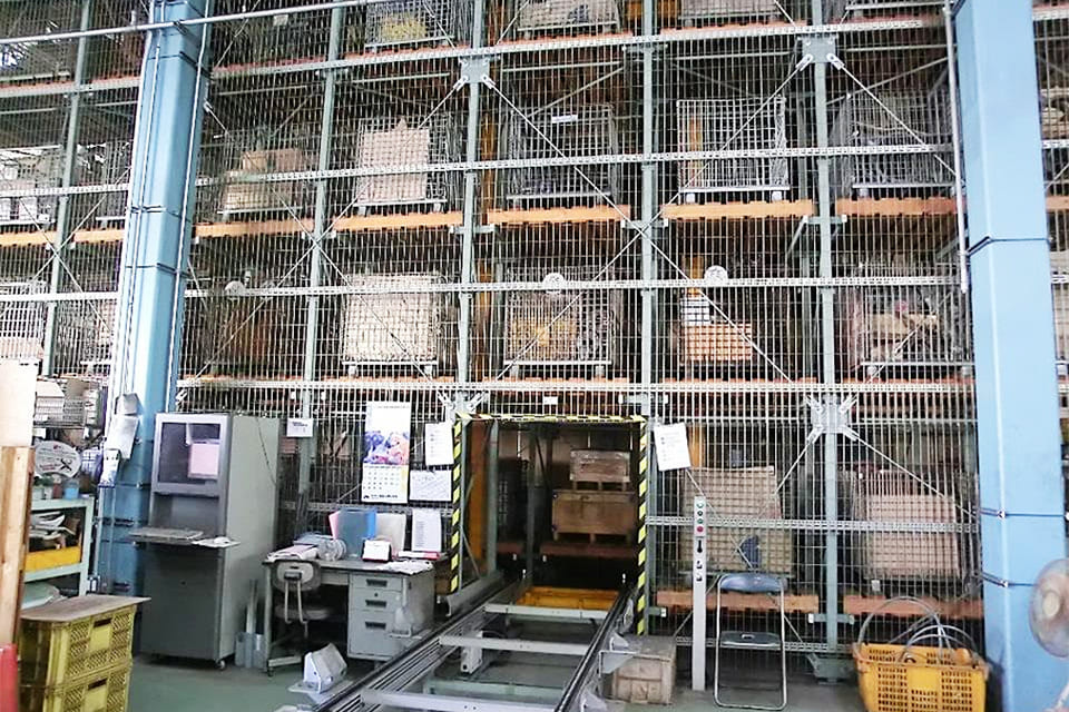 素材自動ラック